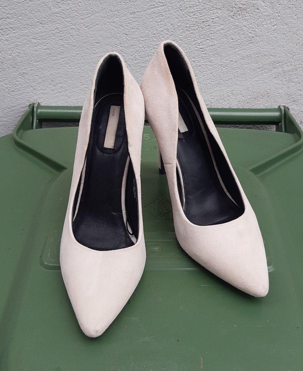 Pumps crème suède, maat 38