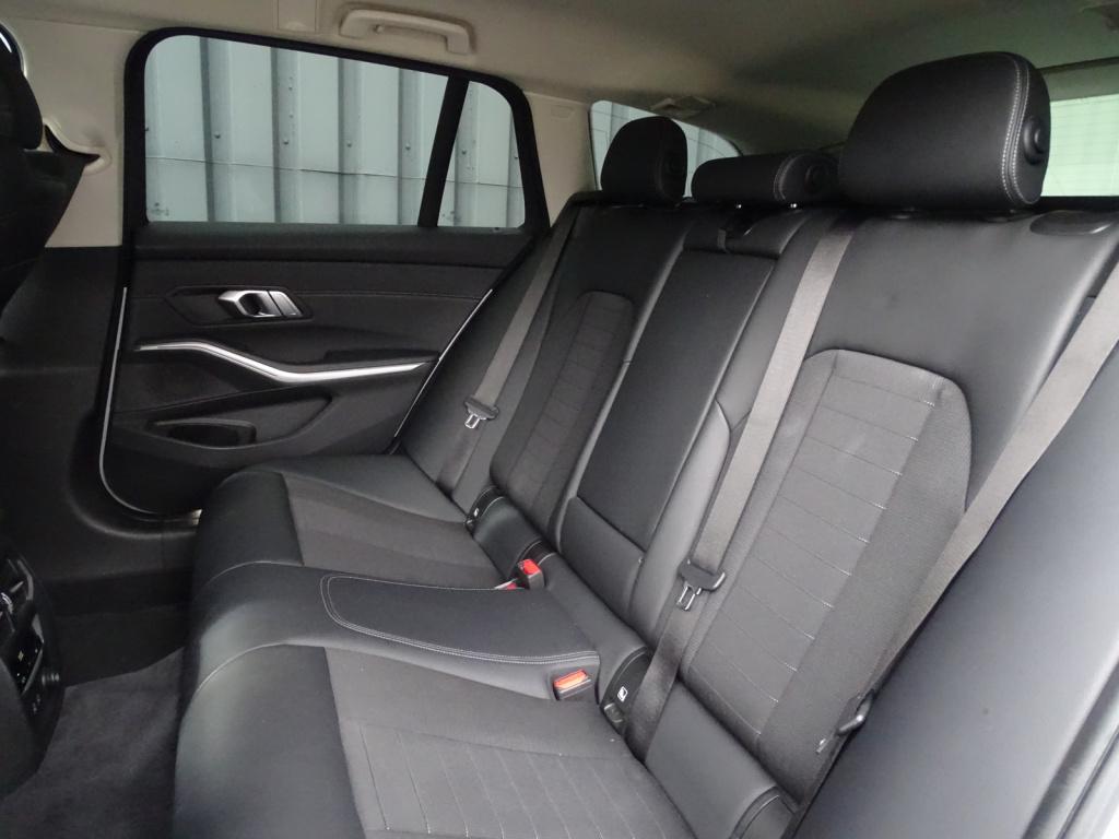 BMW 3-serie touring 318i executive edition sportline