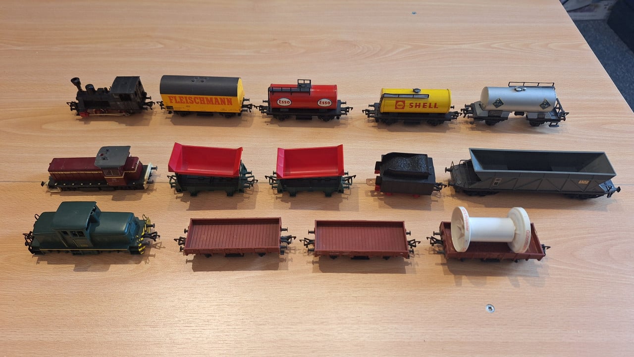 Fleischmann treinen, digitale centrale, rails, scenery