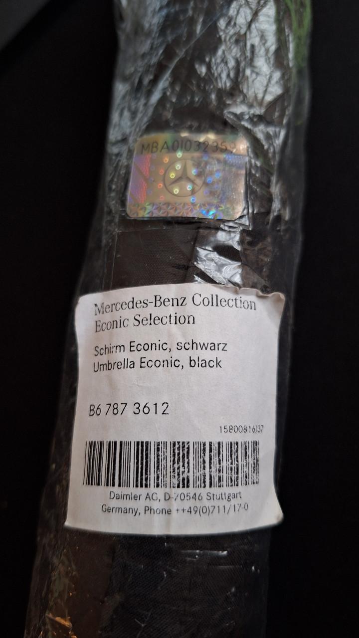 Grote zwarte paraplu met carbon steel van Mercedes-Benz