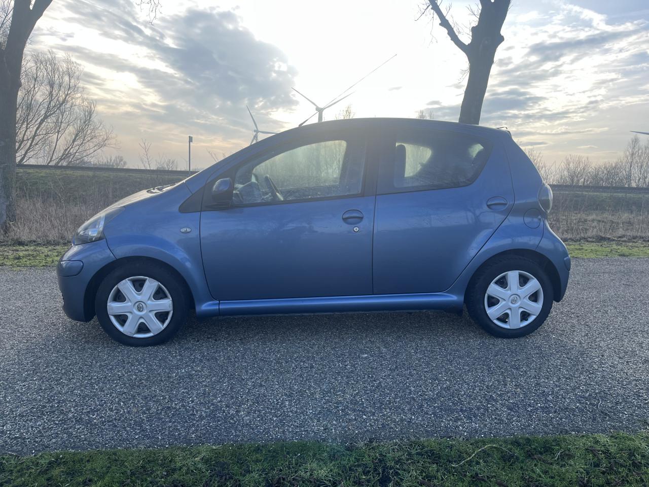 Aygo 1.0 2009 benzine AIRCO NL AUTO NAP