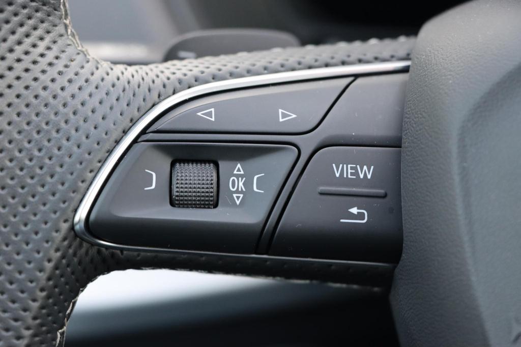 Audi Q2 35 tfsi s edition 150pk s tronic | full options