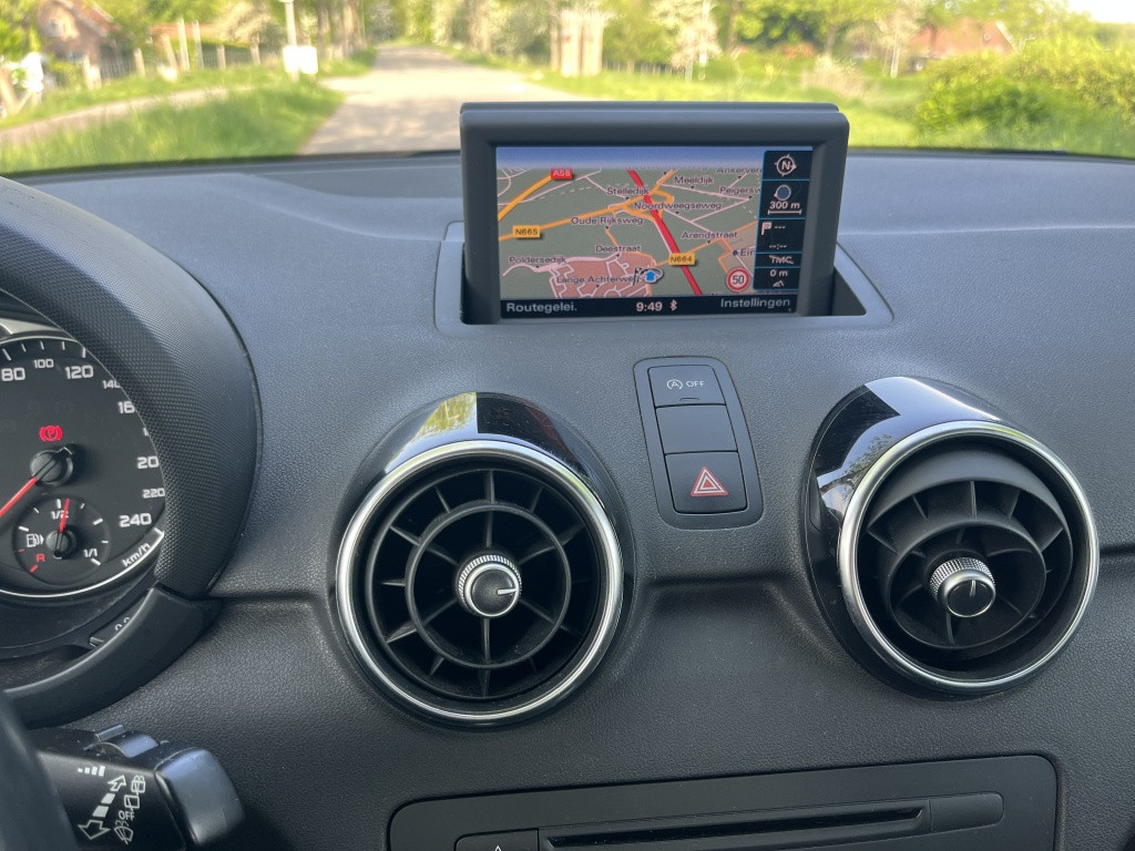 Audi A1 1.2 tfsi connect