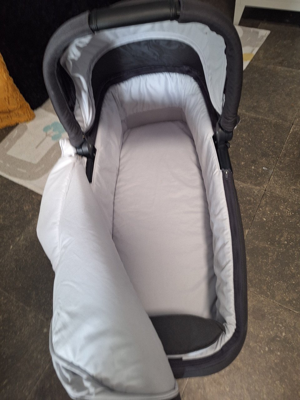 Nuna kinderwagen + maxi cosi antracietgrijs