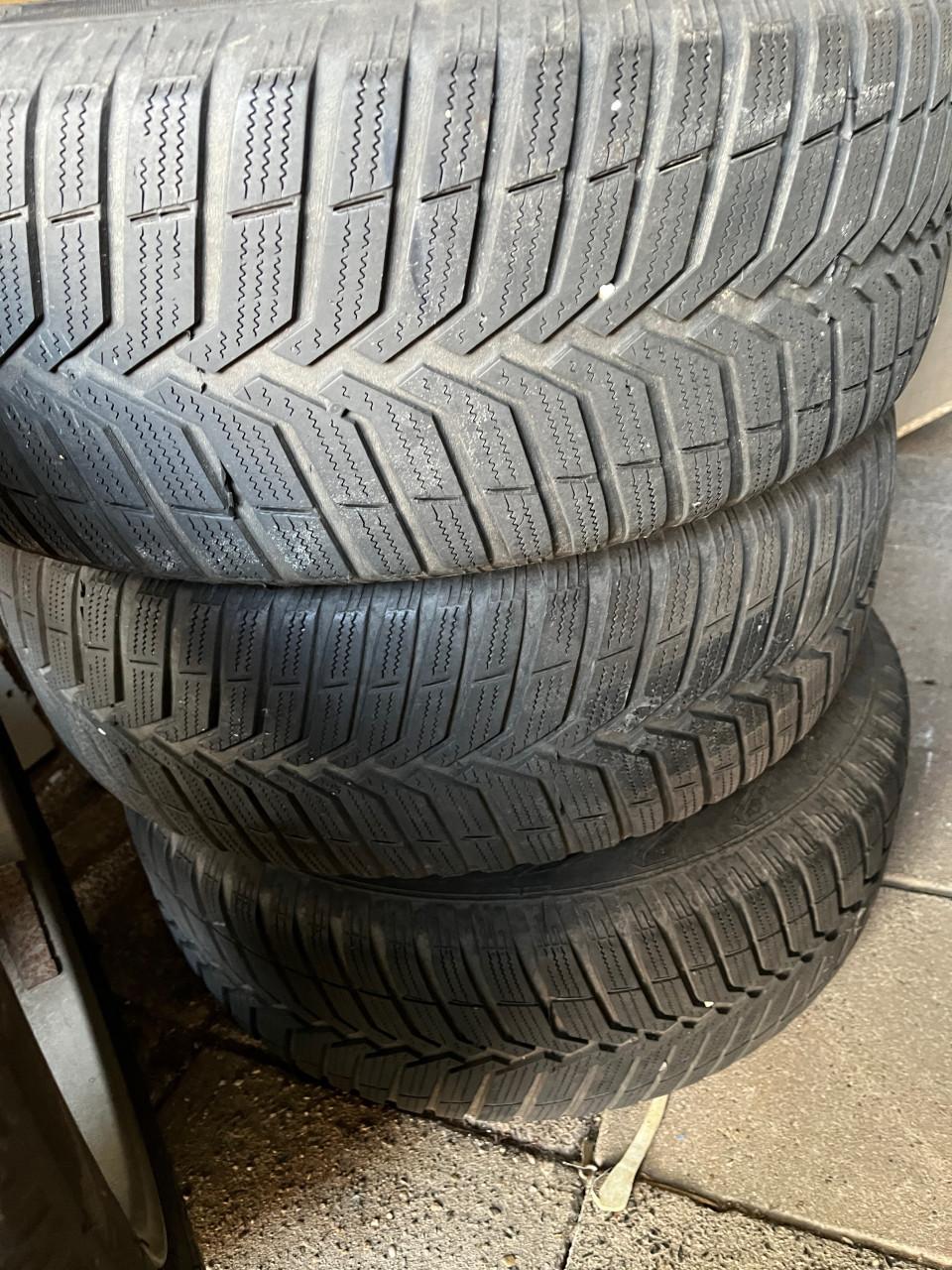 Winterbanden op bmw velgen