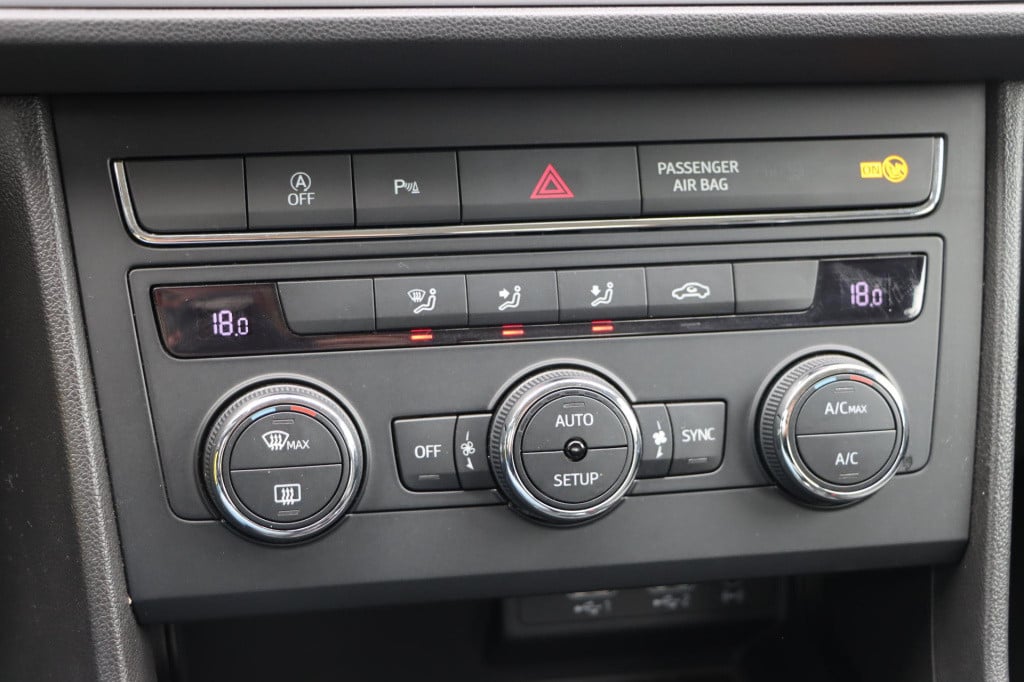 Seat Leon 1.0 ecotsi style business intense