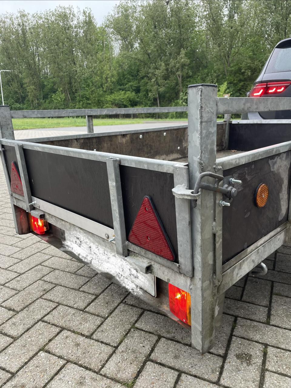 ZGAN Aanhanger 1.85 x 1M met Neuswiel!