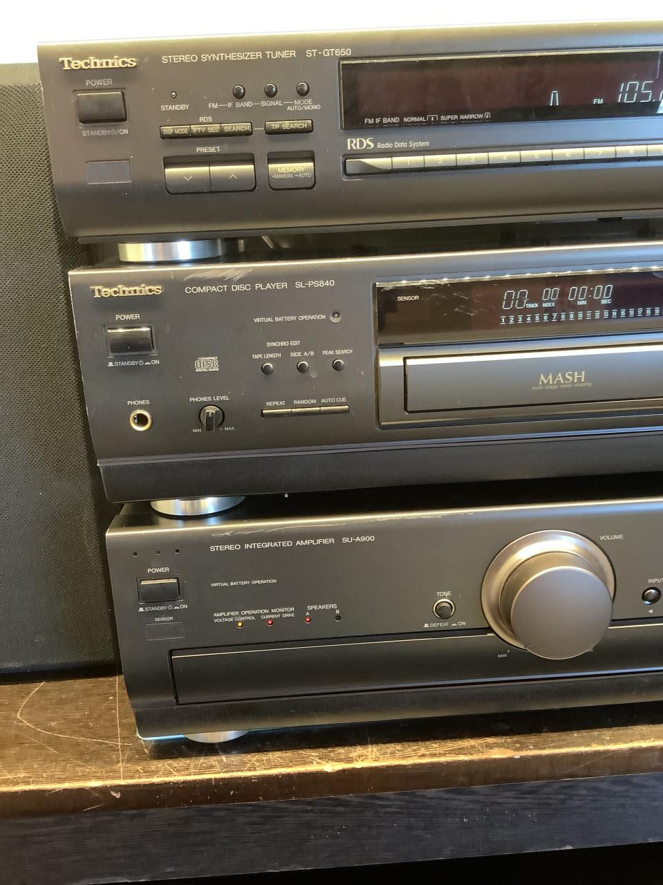 Technics Stereo Set van 3 top elementen + luidsprekers.