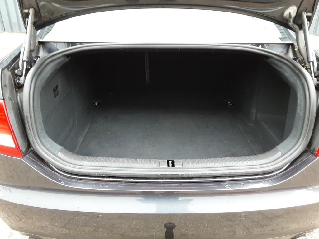 Audi A6 limousine 3.2 fsi quattro edition