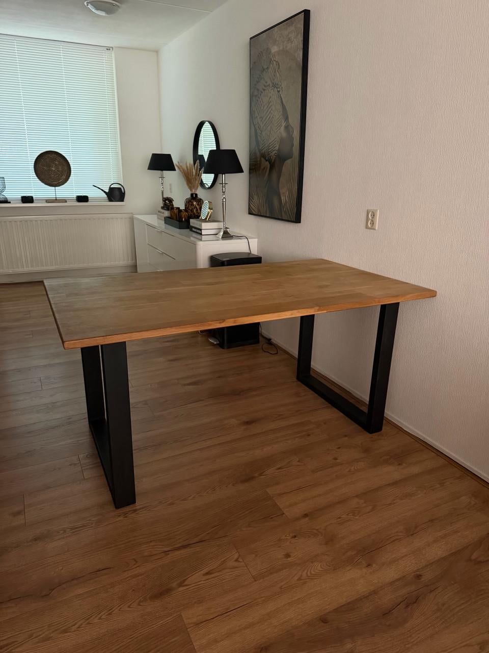 Eetkamertafel