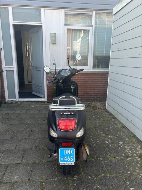 Scooter, Berini