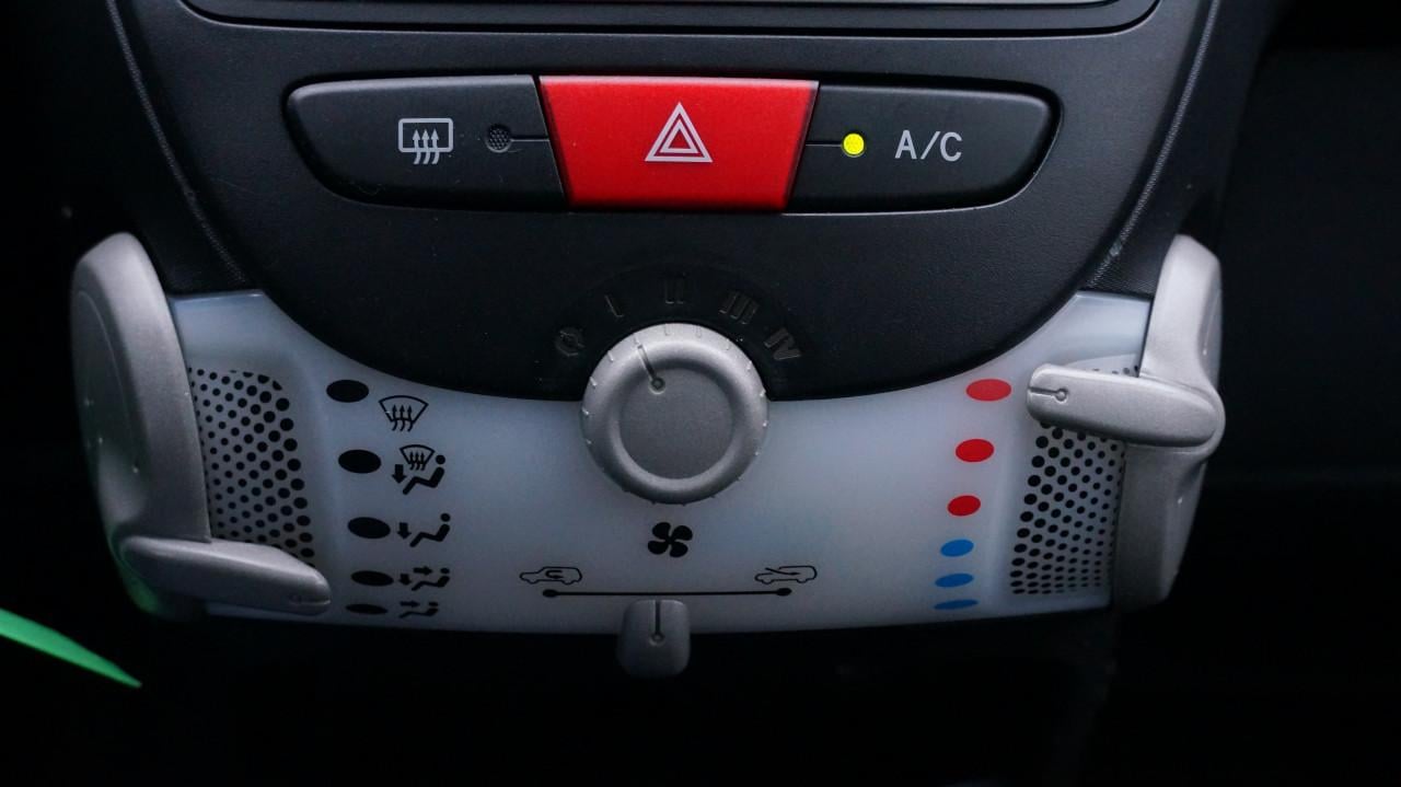 Peugeot 107 1.0 Envy rijklaar incl garantie