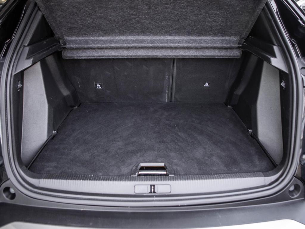 Peugeot 2008 1.2 puretech allure | trekhaak | bluetooth | apple carplay | a