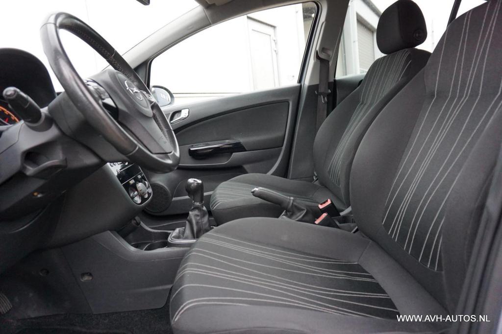 Opel Corsa 1.2-16v '111' edition