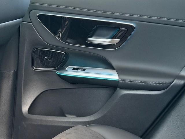 Mercedes-Benz Glc 300e 4matic amg line l airmatic l panoramadak l meesturen