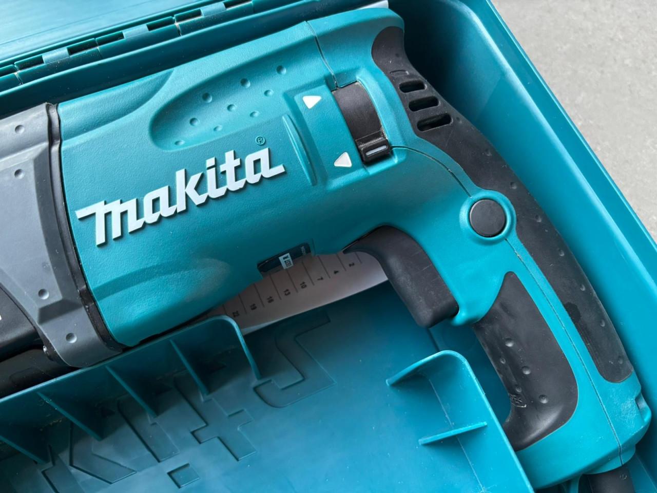 Makita Boorhamer HR-2230 - Nieuwstaat