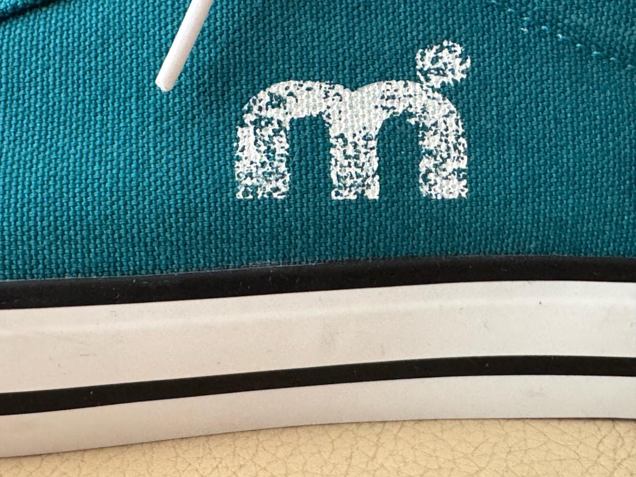 Nieuwe Mistral canvas sneakers, maat 42