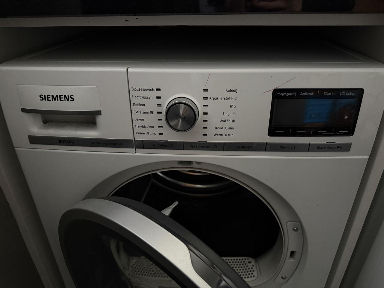 Siemens droger iq 800 selfcleaning condenser