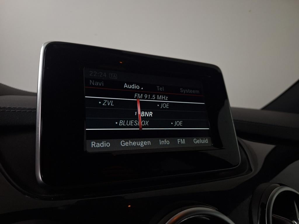 Mercedes-Benz B-Klasse 180 | stoelverwarming |