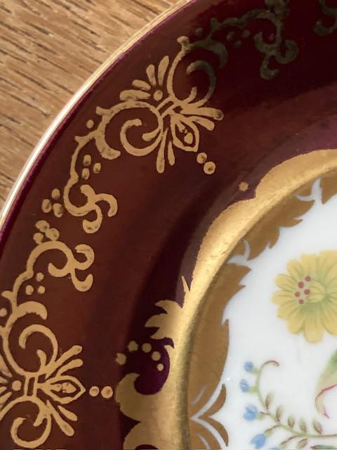 Porseleinen kop en schotel