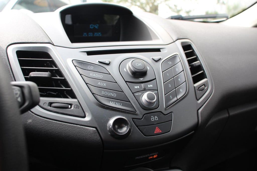 Ford Fiesta 1.0 trend - airco - elek.ramen - elek spiegels - isofix - aux/u