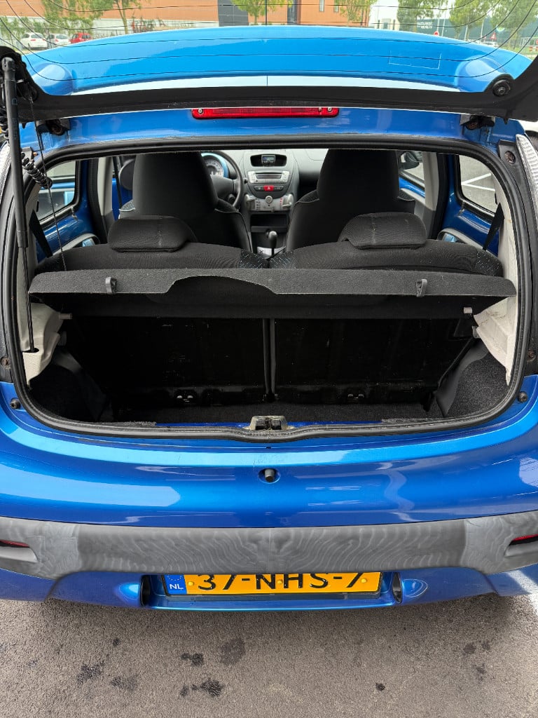 Peugeot 107 1.0 - urban move - airco - 5drs