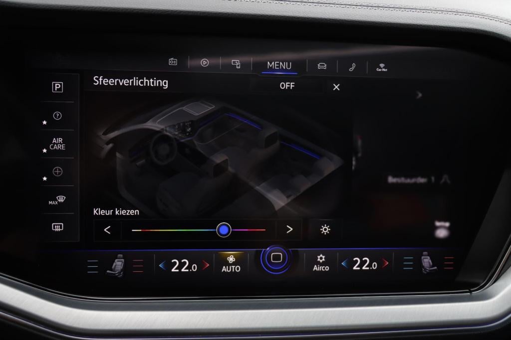 Volkswagen Touareg 3.0 tsi ehybrid 4motion black style 380pk tiptronic | so