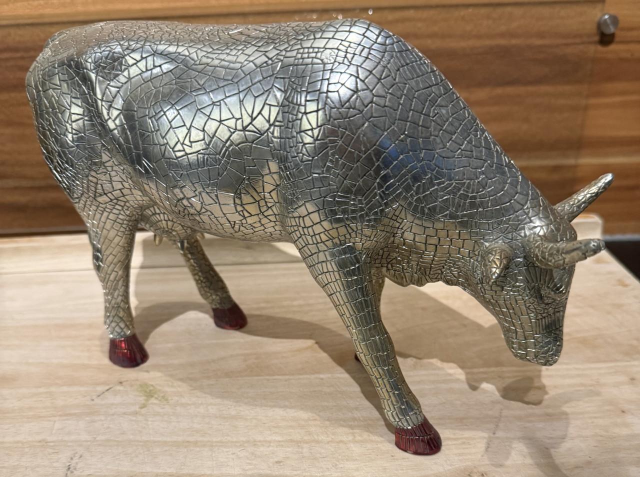 CowParade "Mira Moo Silver" groot formaat.