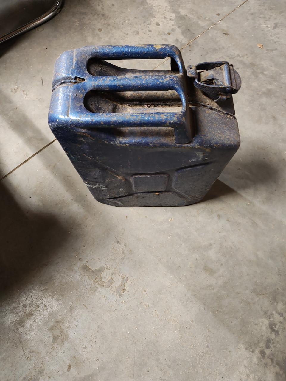 Jerrycan blauw van metaal