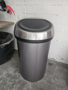 Brabantia prullenbak 60 L