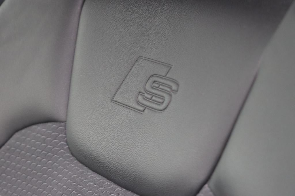 Audi Q5 50 tfsi e s edition competition 265pk s tronic | stoelverwarming | 