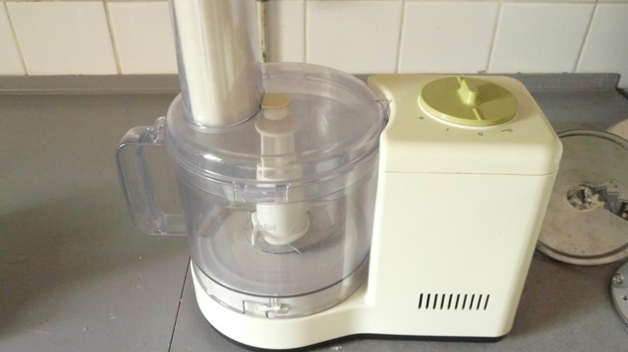 Braun huishoudmachine uit de jaren 70