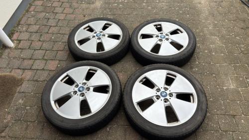 Originele BMW i3 winterbanden 19" op velg met bandenspanningssensor