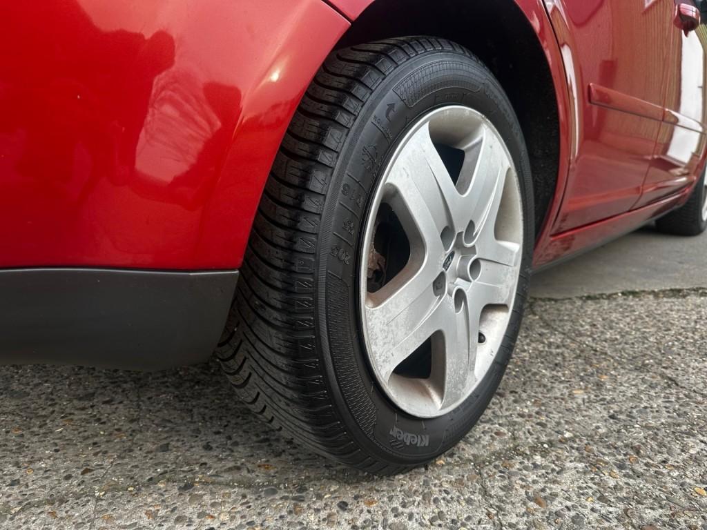 Ford C-max focus 1.6 - 16v futura