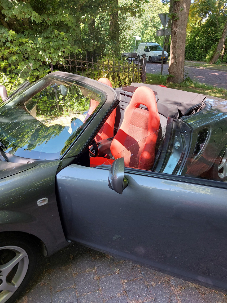 Toyota MR2 2003