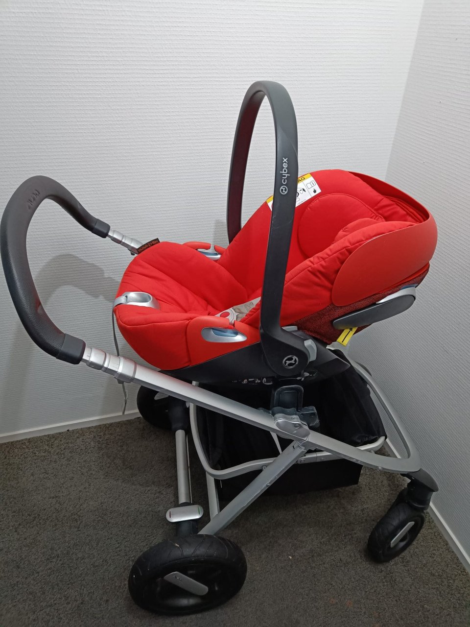 Cybex Cloud Z i-Size autostoel inc. Isofix base