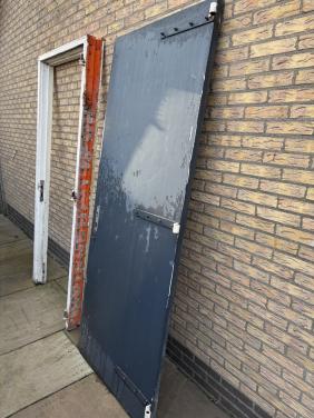 Achter, schuur of Poort deur