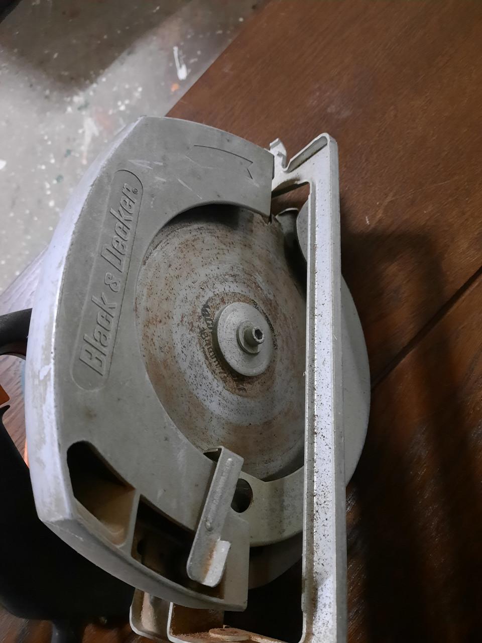 Keurig en goed gereedschap, opbrengst stichting hulptransporten Oekraine