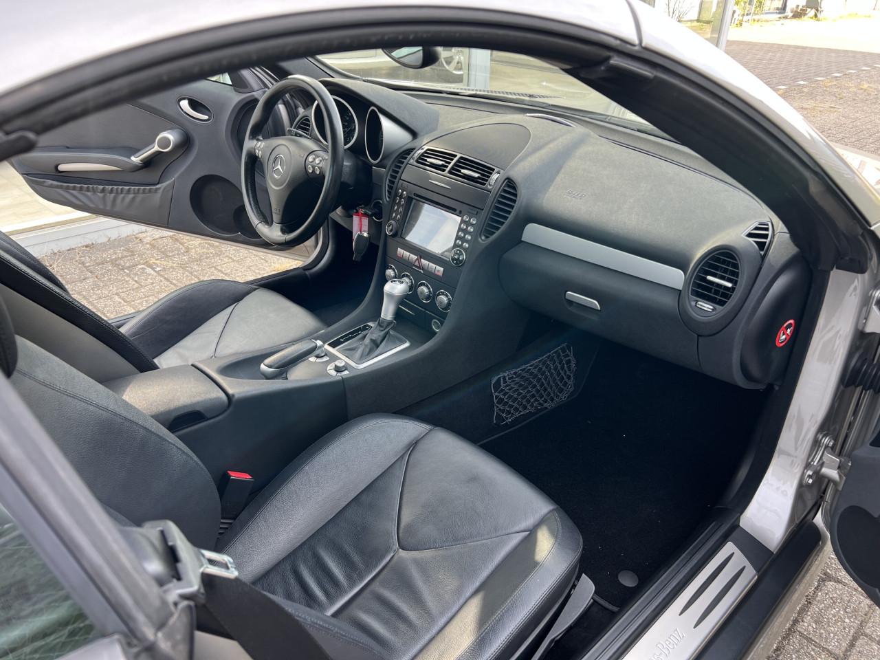 Smetteloze Mercedes SLK 200 uit 2007 met slechts 117.000 km