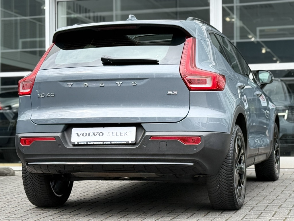 Volvo XC40 b3 163pk ultimate dark| adap.cruise| panodak| camera| elek.stoel