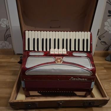 Accordion mantovanin