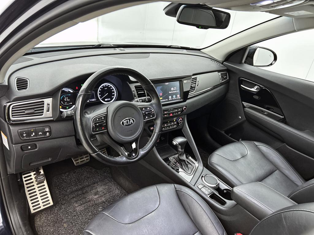 Kia Niro 1.6 gdi hybrid executiveline | trekhaak | jbl | schuifdak | stoelv
