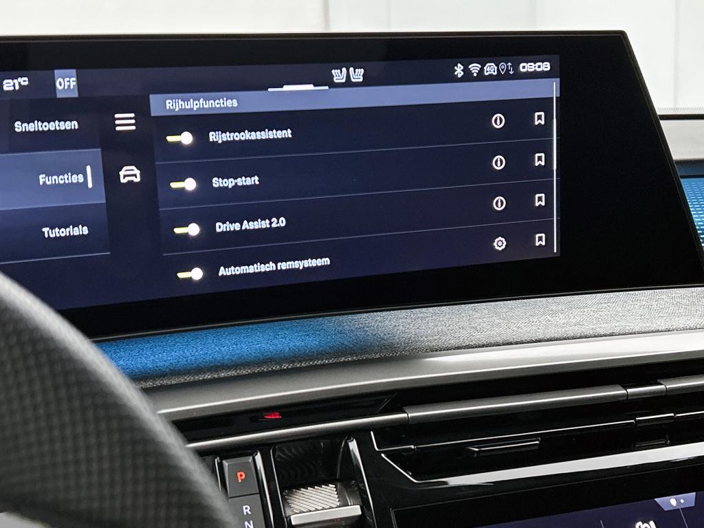 Peugeot 3008 hybrid 145pk automaat gt | rijklaar | stoelverwarming | elektr