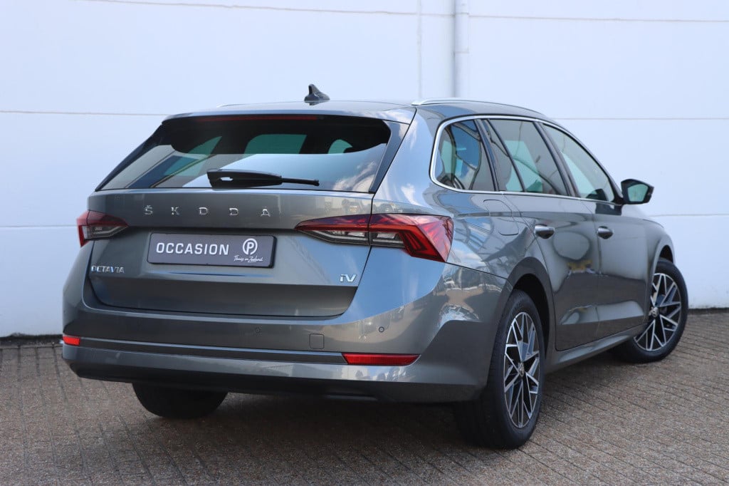 Skoda Octavia combi 1.4 tsi iv style 204pk dsg6