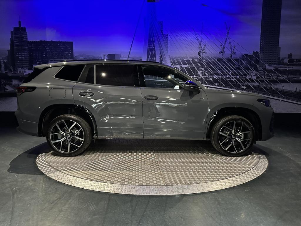 Volkswagen Tayron 1.5 ehybrid r-line edition *pano*keyless*blackstyle*