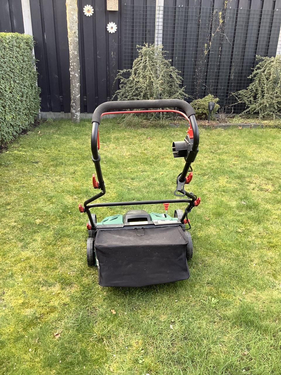 Verticuteermachine Parkside