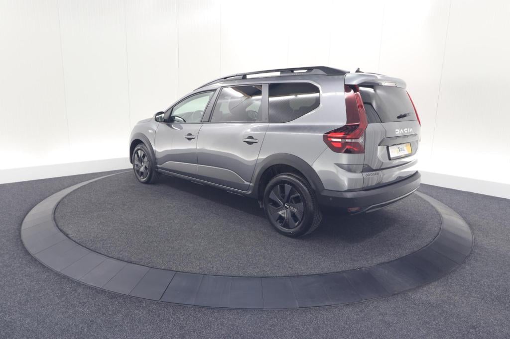 Dacia Jogger tce 100 eco-g expression | 7 zitplaatsen | camera | dodehoekde