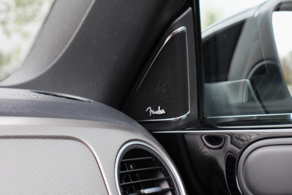 Volkswagen New Beetle cabriolet 1.4 tsi r-line club bluemotion - dab - led 