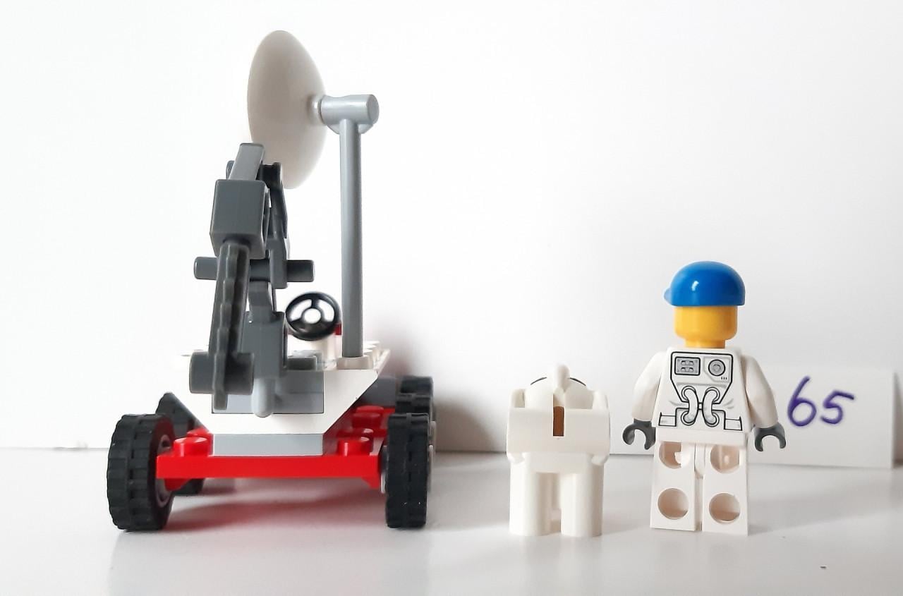 Lego space 3365: maanbuggy  Compleet met boekje, geen doos. Set is gemontee