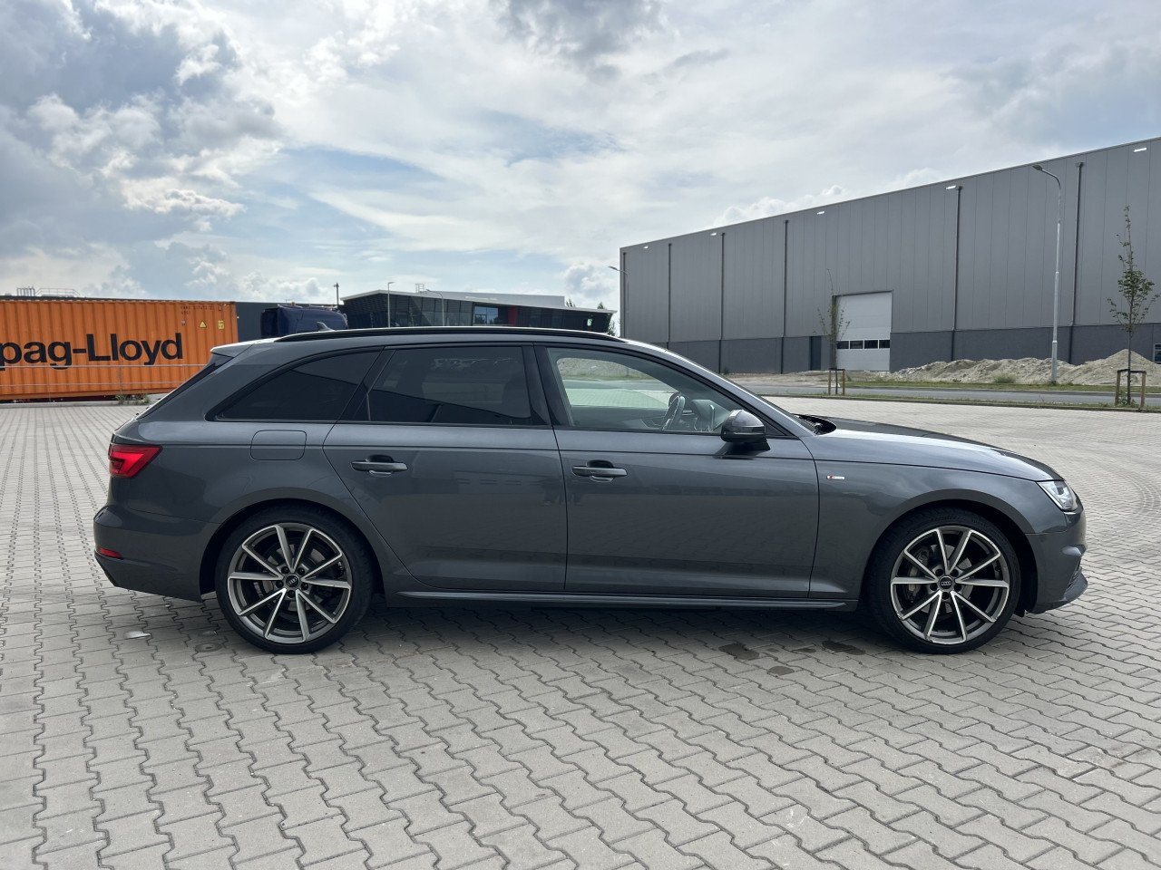 Audi A4 Avant 2.0 TDI quattro Sport S-LINE/TREKH/APK/S4/